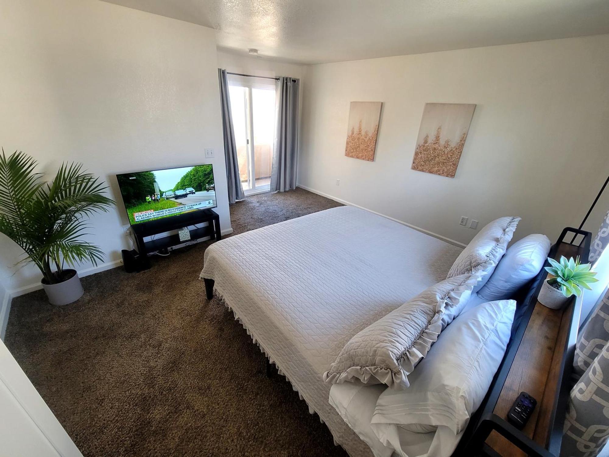 4 Bedrooms & 2.5 Bathrooms In La ลอสแอนเจลิส ภายนอก รูปภาพ